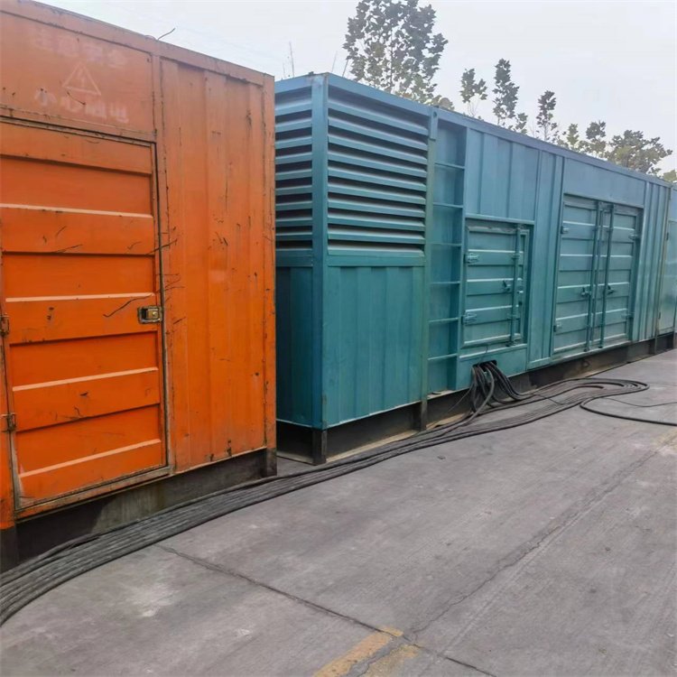 港南如何选择适合 600kW 柴油发电机组的热继电器？